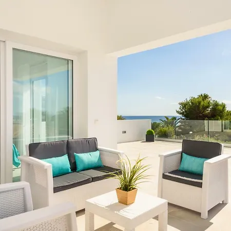Lucia B17 By Book Menorca Villa