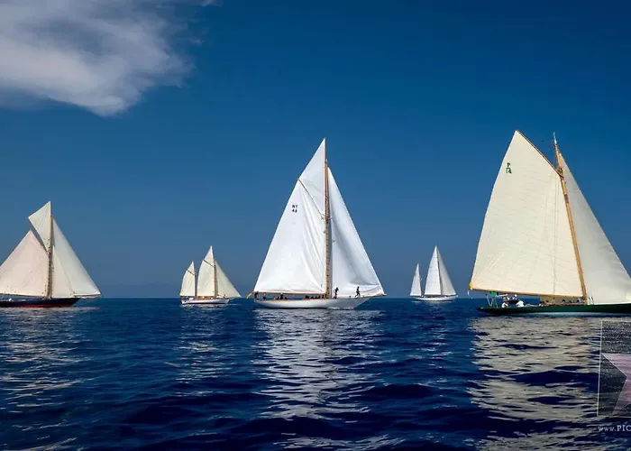 Lucia B17 By Book Menorca Villa