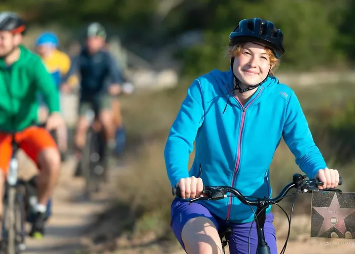 Lucia B17 By Book Menorca