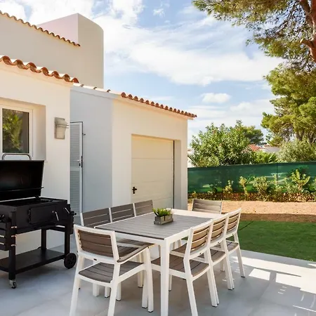 Lucia B17 By Book Menorca Villa