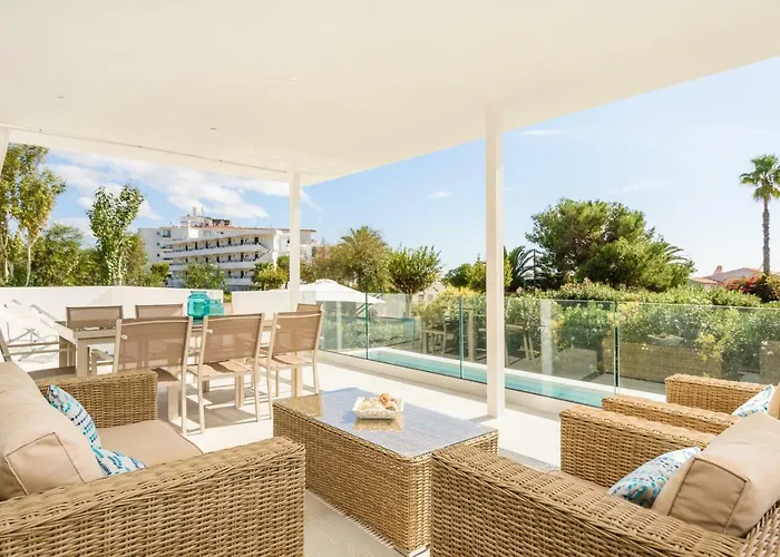 Lucia B17 By Book Menorca * Santo Tomás