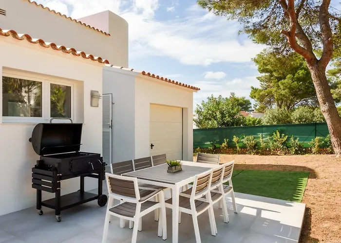 Lucia B17 By Book Menorca Villa